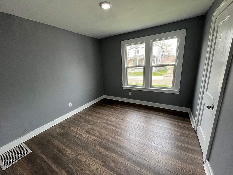 8086 Jackson Ave, photo 13