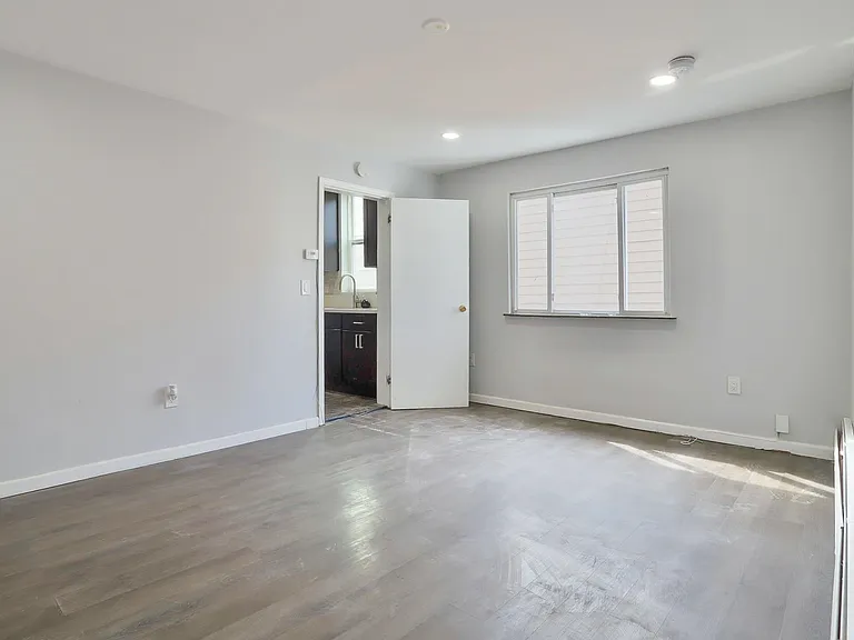 73 Wales Ave #2 — Photo 18