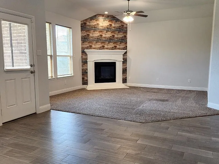 1801 Spinnaker Dr — Photo 9