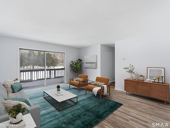 5th image of 75 Balance Rock Road APT 20