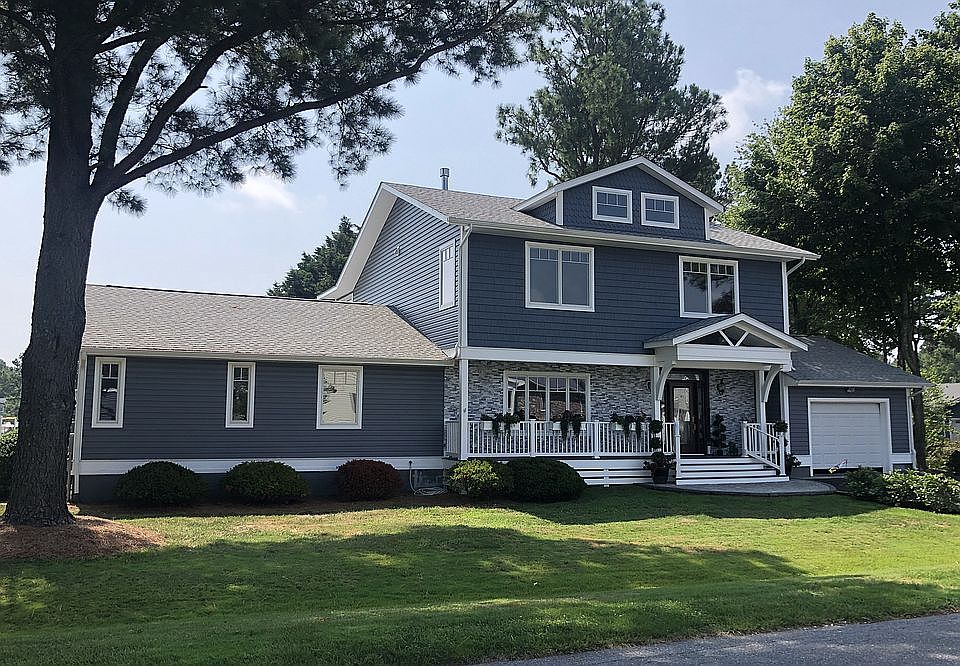 2nd image of 28 Moonshell Dr