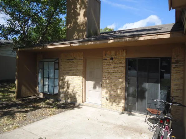2804 Forest Bnd, Bryan, TX 77801