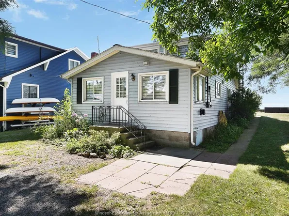 69 Willow Beach Rd, Amherstburg, ON N9V 2Y8