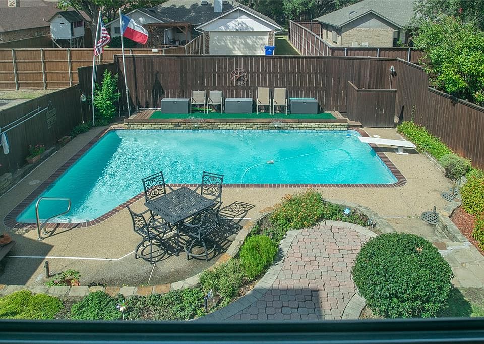 1st image of 4103 Furneaux Ln