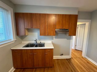 4869 N Elston Ave #1R, Chicago, IL 60630