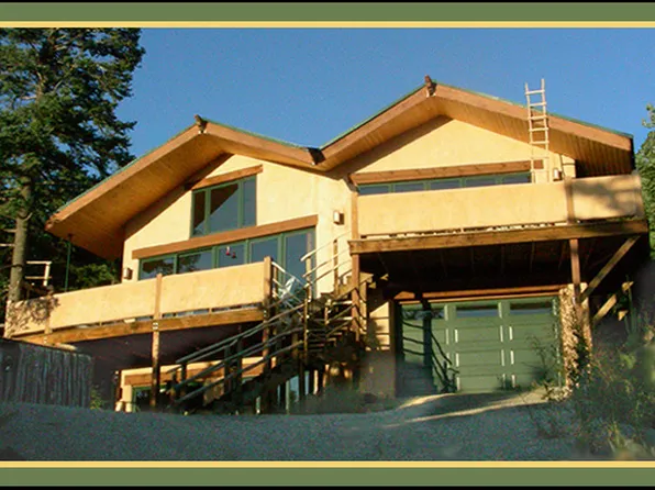 208 El Salto Rd, El Prado, NM 87529