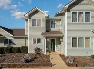 3370 White Oak Ct #E2, Claremont, NC 28610