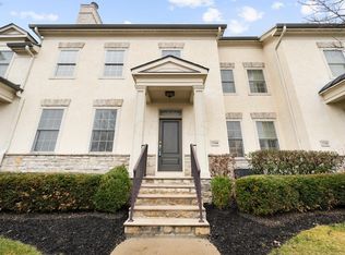 1544 Roxbury Rd, Columbus, OH 43212