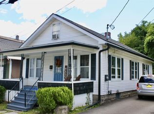 11 E Saratoga Ave, Mechanicville, NY 12118