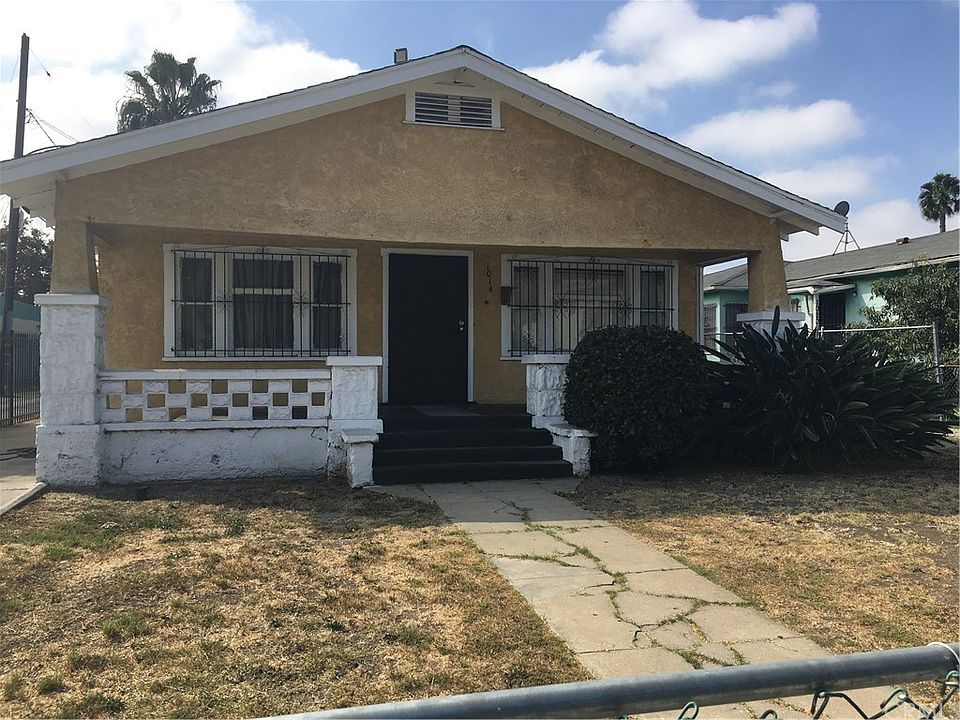 2nd image of 1014 W 109th St