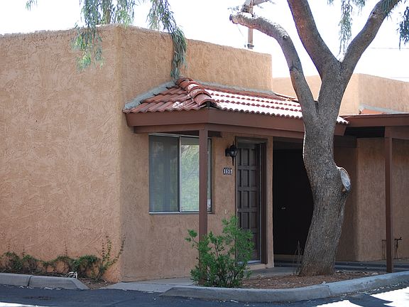 Community Photo - May not be actual unit