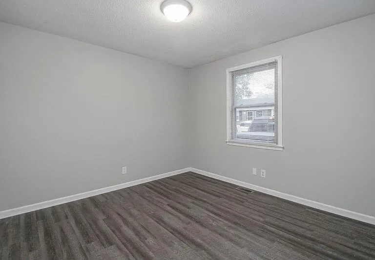 805-1 Golfview Pl — Photo 5