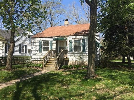1st image of 3151 Kenwood St
