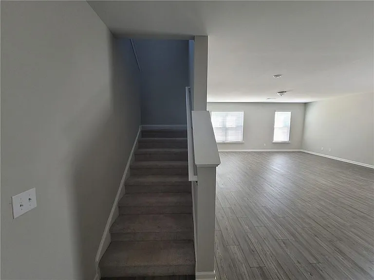 153 Golden Eagle Pkwy — Photo 4