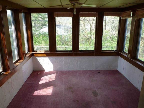 5th image of 3609 Far Hills Ave