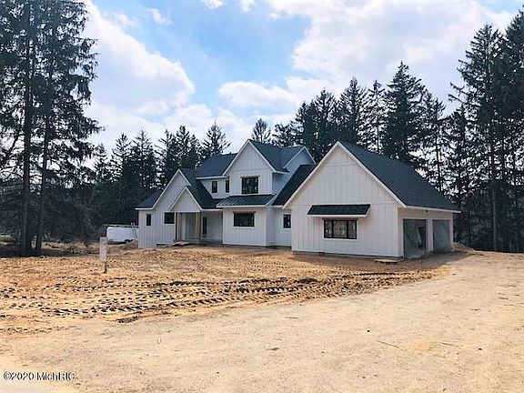 3rd image of 2961 Windsong Woods Ct SE