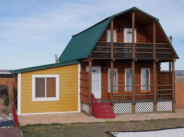 324 Oak St, Sweet Grass, MT 59484