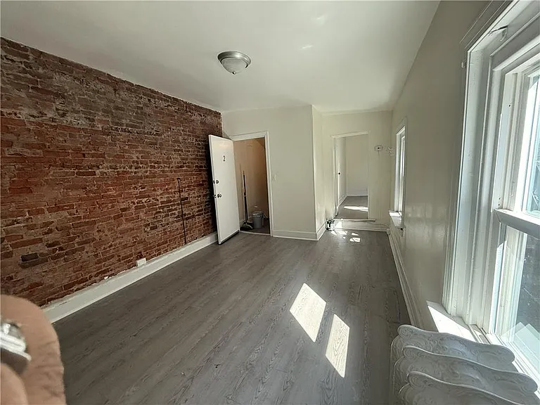 204 N 9th St #2 — Photo 7