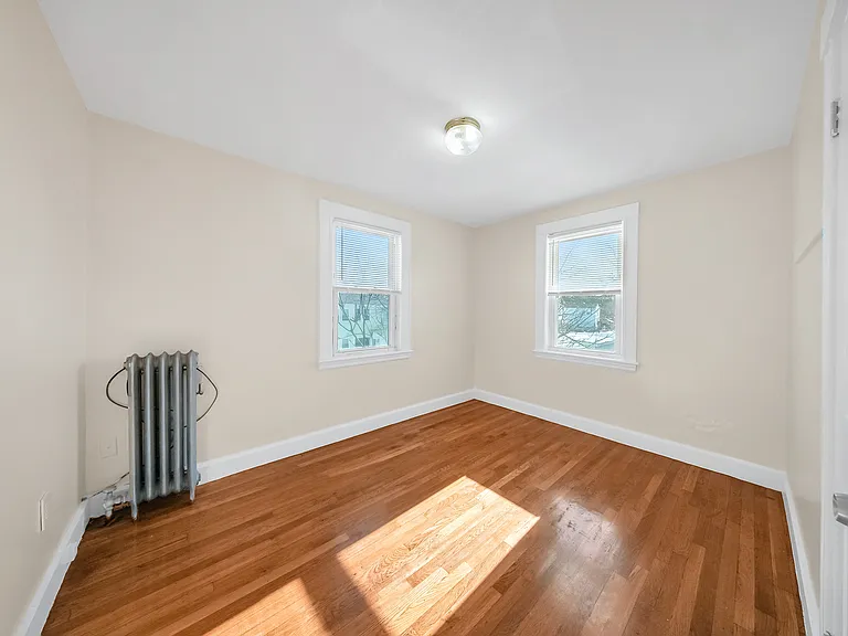 25 5th Ave #1 — Photo 11