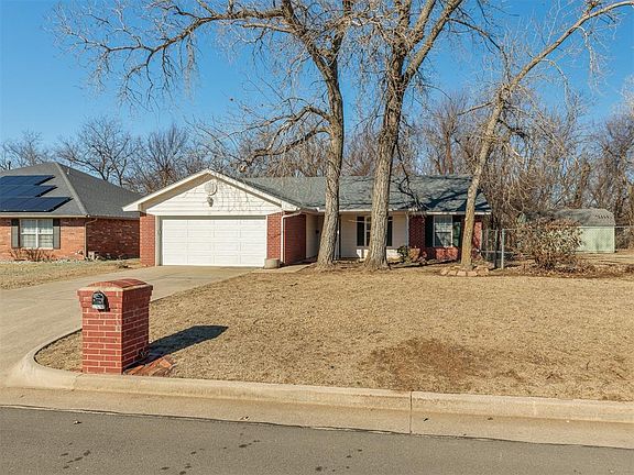 2nd image of 21 N Greengate Dr