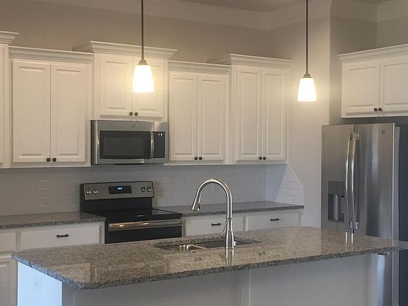 4th image of 3919 Carrera Ln