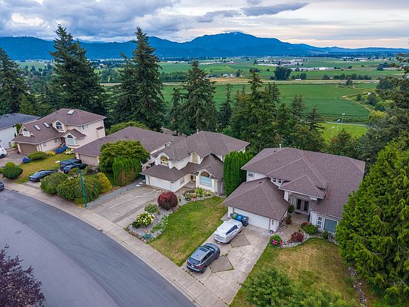4th image of 35682 Timberlane Dr