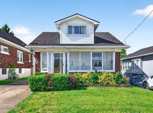 1260 Goss Ave, Louisville, KY 40217