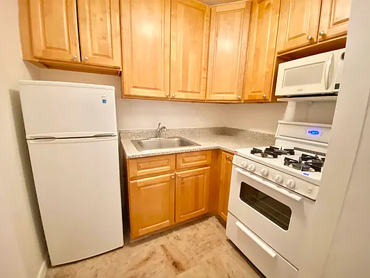 Rented by JM Preston Properties LLC | media 24