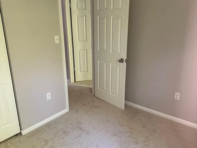 2712 Red Oak Ln — Photo 12