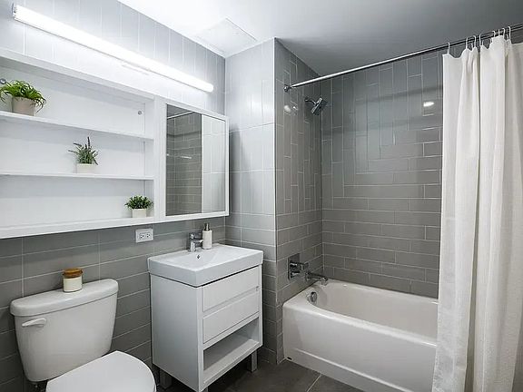 4th image of 34-22 35th St #3A