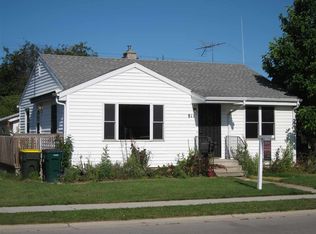 811 1st St, Kewaunee, WI 54216