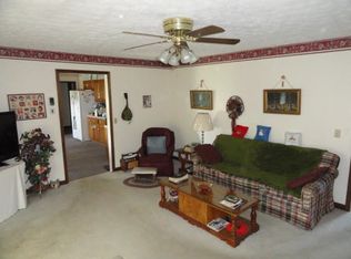 106 S Toohey Ridge Rd, Cave City, KY 42127