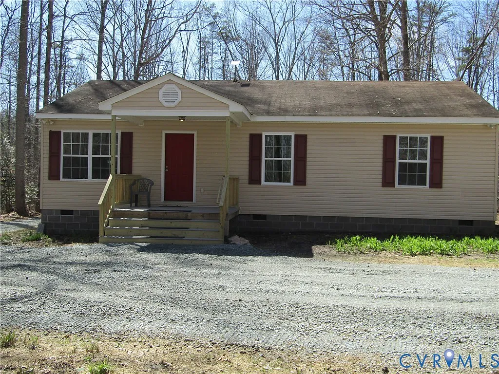 5705 Community House Rd photo 1