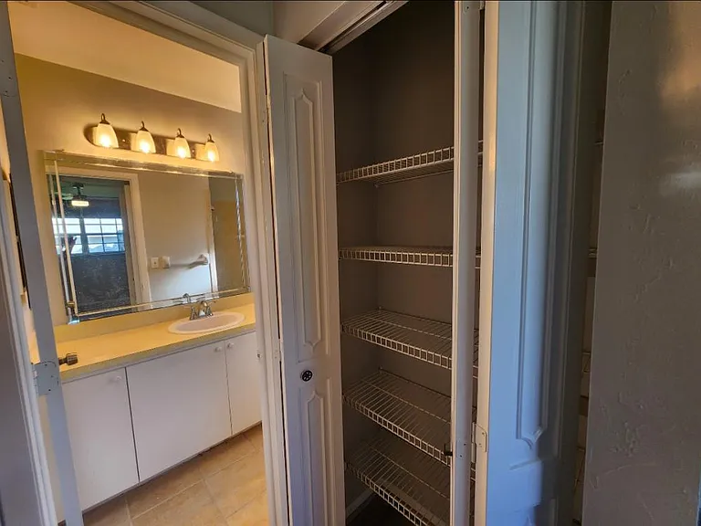 27048 Omni Ln — Photo 38