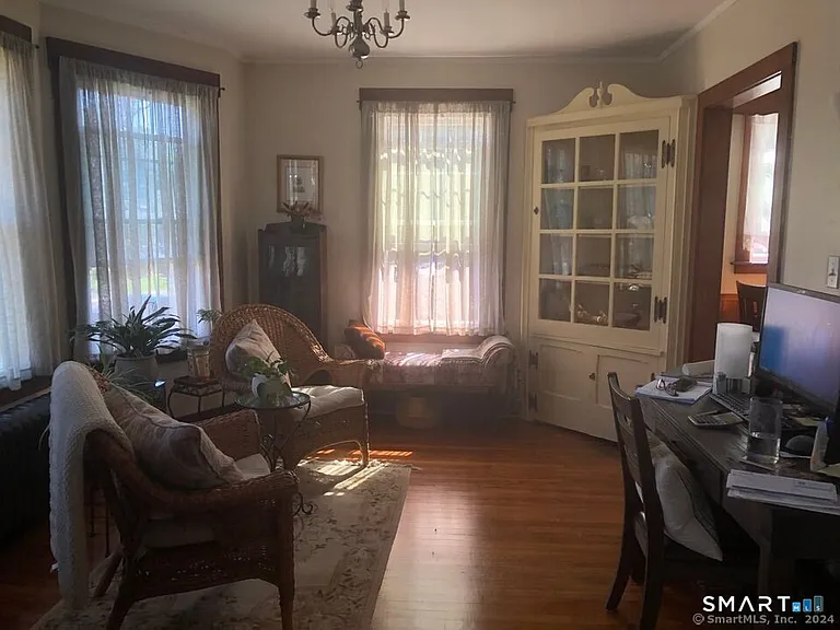 44 S Elm St — Photo 8