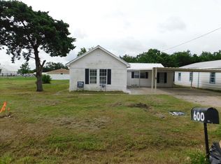 600 S Hill St, Itasca, TX 76055