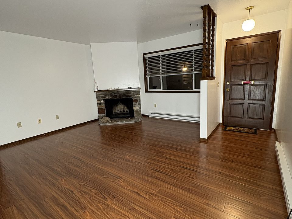 1st image of 1012 NE 68th Ave #1012
