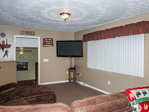 4th image of 518 Belvedere Dr