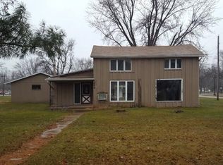 254 E Richland St, Lone Rock, WI 53556