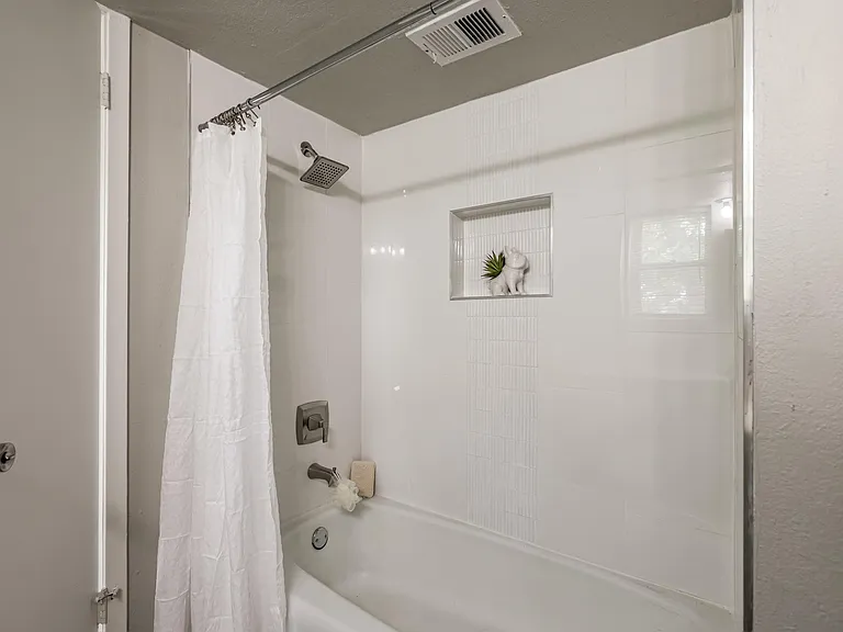 Master bath.
