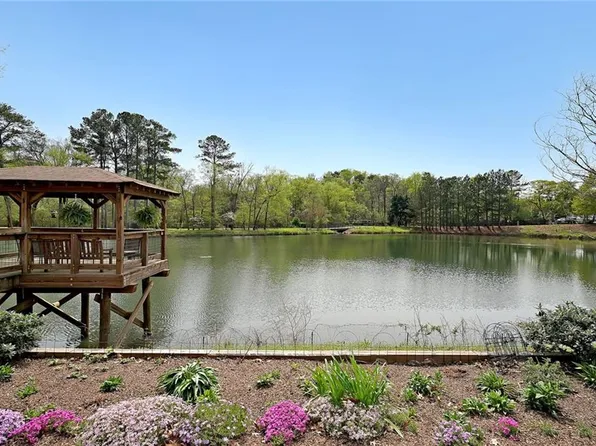 1800 Clairmont Lake #630, Decatur, GA 30033