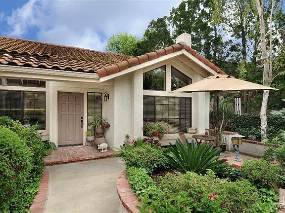 5th image of 2090 Stonehill Cir