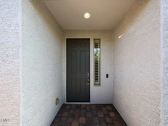 3rd image of 14364 W DESERT HOLLOW Drive