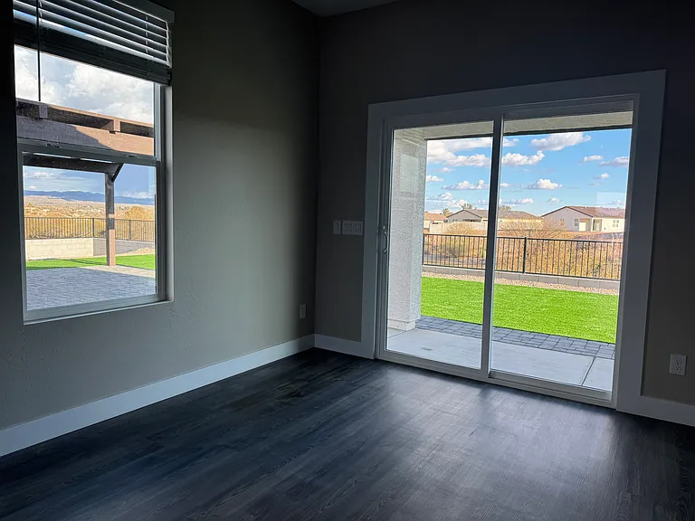 925 Jubal Ln — Photo 13