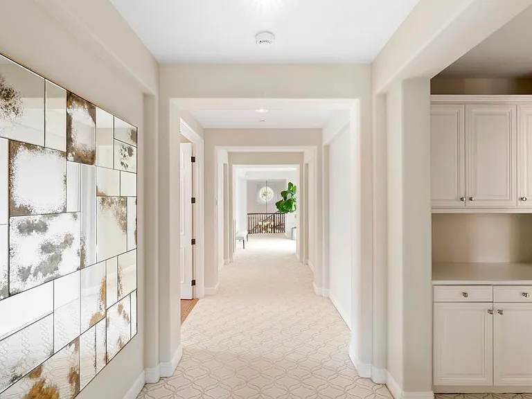 6152 Avenida Del Duque — Photo 11