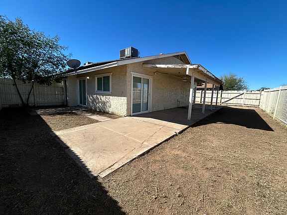 4th image of 3024 E Waltann Ln APT 3