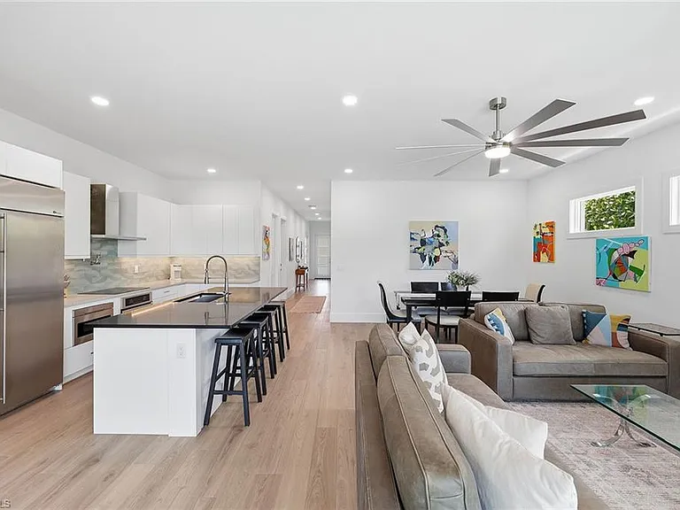 1232 Royal Palm Dr — Photo 8