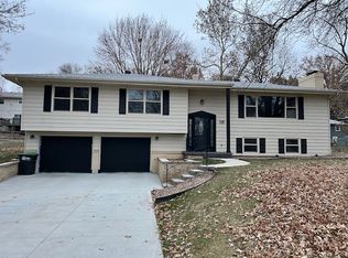 3421 S 114th St, Omaha, NE 68144