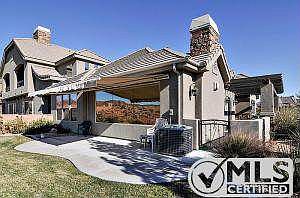 backviewwithawning_700
