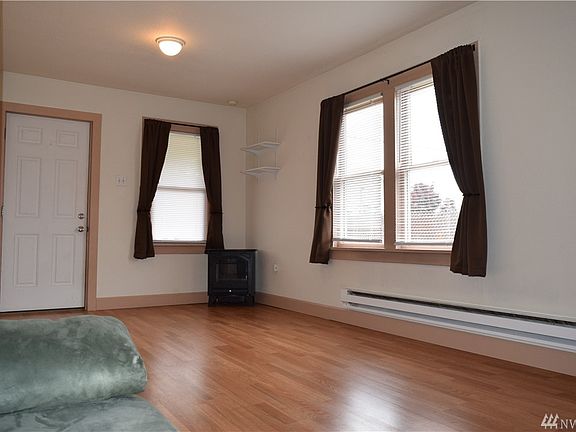 4th image of 8703 270th St NW